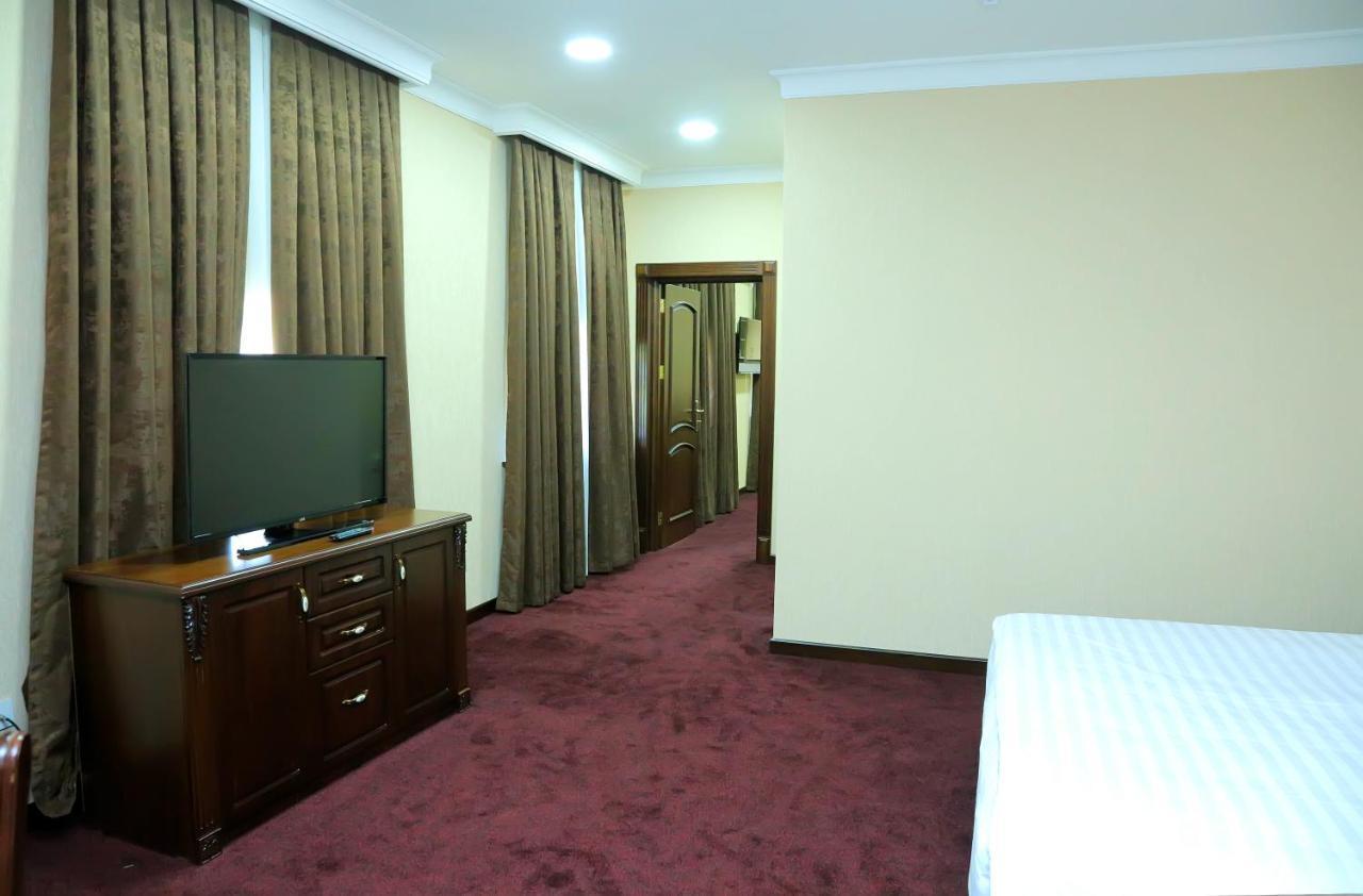 Hotel Grand Capital Tashkent Bagian luar foto