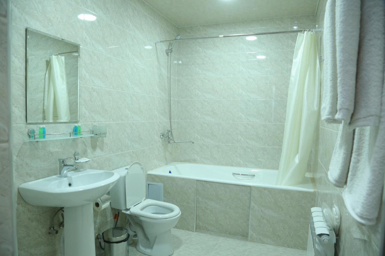 Hotel Grand Capital Tashkent Bagian luar foto