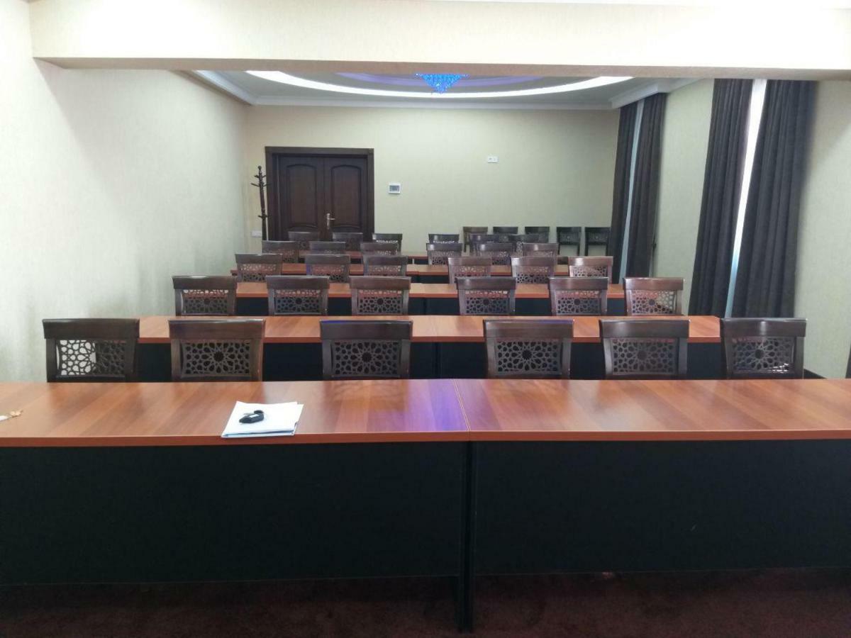 Hotel Grand Capital Tashkent Bagian luar foto